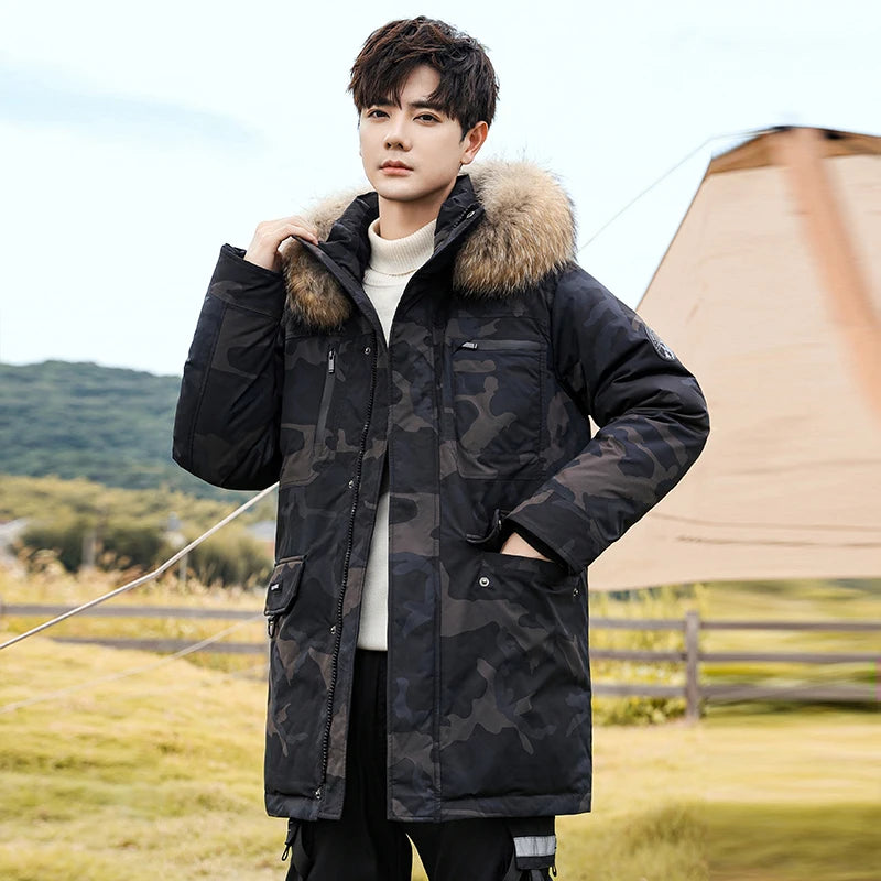 Jaqueta Masculina Longa com Capuz Peluciado – (Promoção de Inverno 2025)