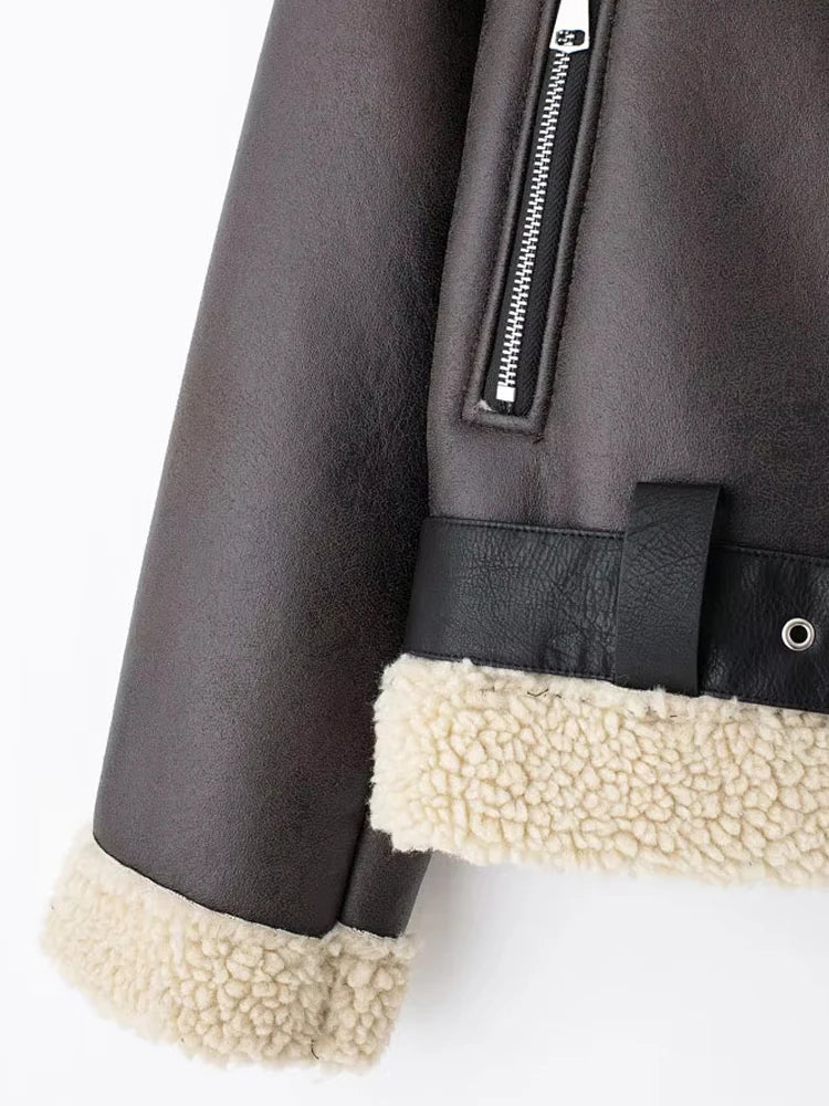 Jaqueta Feminina Para Inverno Estilo Elegante com Detalhe em Cinto - (Promoção de Inverno 2025)