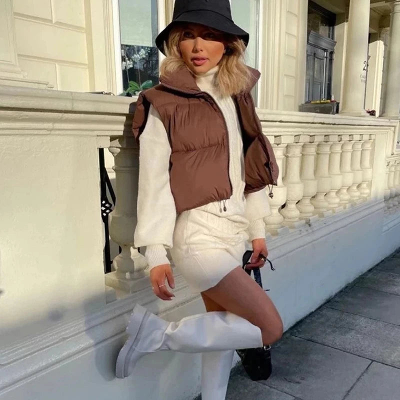Colete Feminino Acolchoado sem Mangas Gola Alta em Algodão - (Promoção de Inverno 2025)
