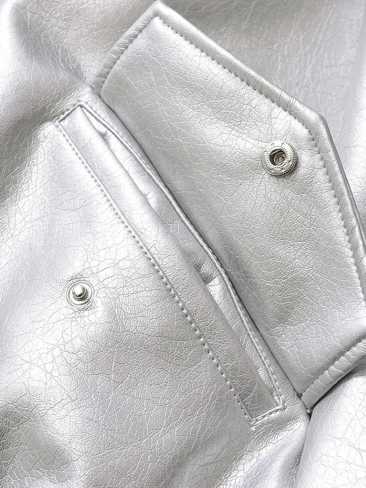 Casaco Feminino Curto em Faux Leather com Toque Vintage - (Promoção de Inverno 2025)